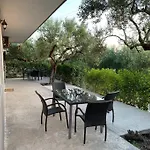 Rustic- Chic In A Private Olive Grove - Dom wakacyjny