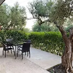 Dom wakacyjny Rustic- Chic In A Private Olive Grove - *