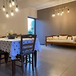 Rustic- Chic In A Private Olive Grove - Holiday home Filiatra