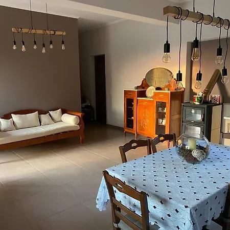Rustic- Chic In A Private Olive Grove - Ferienhaus *