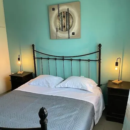 Rustic- Chic In A Private Olive Grove -
