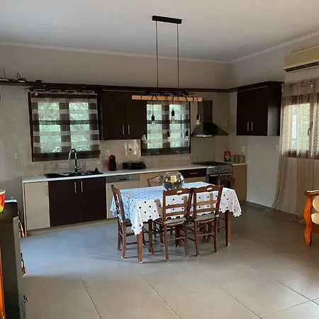 Limenari Modern House Nyaraló