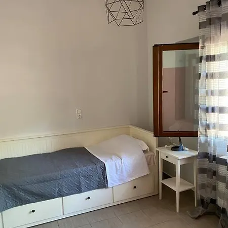 Nyaraló Limenari Modern House Filiatrá